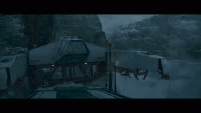 Val! Keep your eyes open. We just tripped a sensor. - Solo: A Star Wars Story