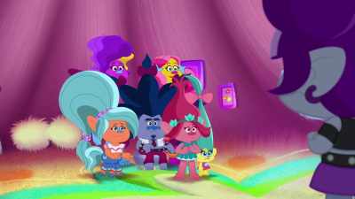 ‐ Val!
‐ Okay, this is how it's gonna
work. - Trolls: TrollsTopia