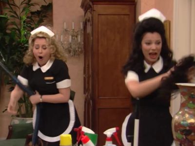Val, shut off that vacuum! - The Nanny