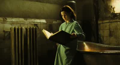 Vamos, muéstrame lo que pasará ahora. - Pan's Labyrinth