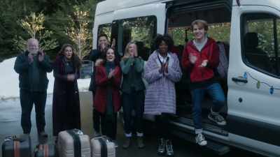 (Van Crew applauding) - Holiday Road