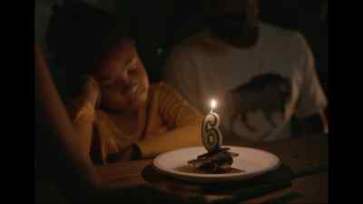 VAN and EARN:
♪ Happy birth...♪ - Atlanta