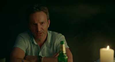 - Vanessa doesn't know about the trip or anything?
- No, I never told her. - Changeland