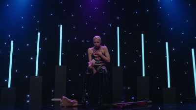 (Vanessa gags) - Courtney Pauroso: Vanessa 5000