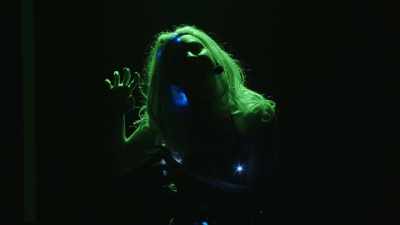 (Vanessa hisses) - Courtney Pauroso: Vanessa 5000