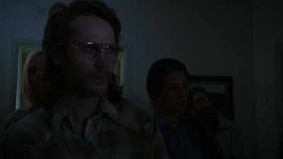 [varied screeching, wailing] - Waco