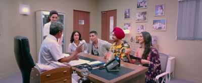 Varun and Deepti, please meet
the other Batras. - Good Newwz