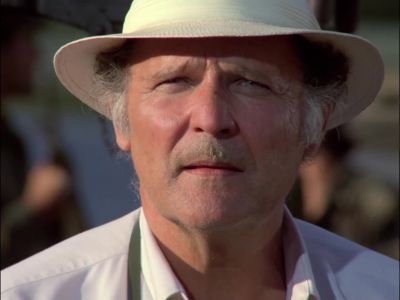 VASQUEZ: Well, David... - MacGyver