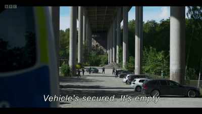 Vehicle's secured. It's empty - Beck 50 - Deadlock