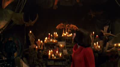 Velma: Some kind of scary bat. - Scooby Doo 2: Monsters Unleashed