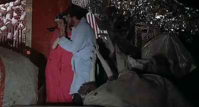 Vena's down there, I know it! - Malatesta’s Carnival of Blood