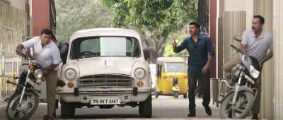 Venkat, lock the gate - Ratsasan