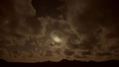 Venus's clouds grow thicker
by the day, - Nova