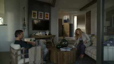 Veronica came by
the office today. - Dirty John