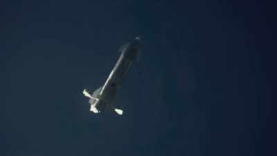 ...vertical and transition to
one engine for the landing burn. - The Elon Musk Show