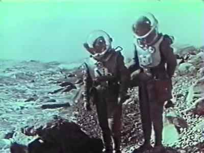 Very cute, Hans. - Voyage to the Planet of Prehistoric Women