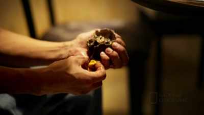 Very rich in iron. - Life Below Zero: First Alaskans
