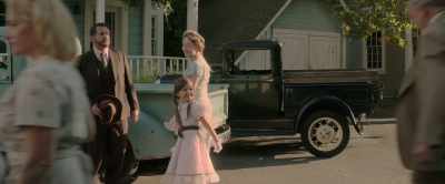 VICTOR: Sam!
Yes! (CHUCKLES) - Annabelle: Creation