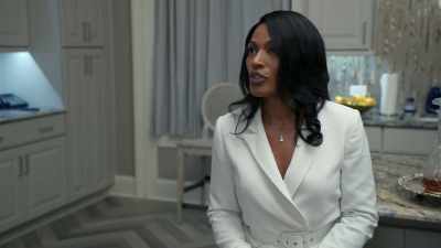 VICTORIA: YOU'LL SERVE ME
WITH PLEASURE. - Tyler Perry's The Oval