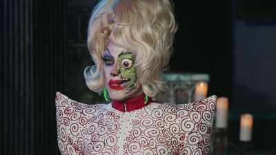 - Victoria's look is great, - The Boulet Brothers' Dragula: Titans