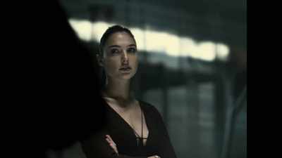 Victor's father
activated a Mother Box - Zack Snyder's Justice League