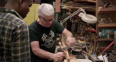 Viimeistelen pääpiirteet tällä. - Carmine Street Guitars