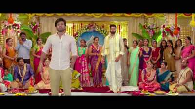 Vijay, what happened dear? - Geetha Govindam