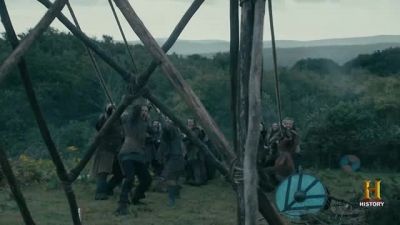 VIKINGS: Pull! Pull! Pull! - Vikings