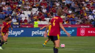 Vine at the edge of the box. - Matildas: The World at Our Feet