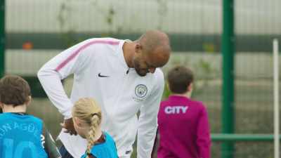"Vinny, don't tackle Vinny." - All or Nothing: Manchester City
