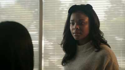 Violet killed Olivia, - Light as a Feather
