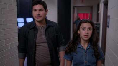 - Violeta Bernarda Rodriguez!
- (door shuts) - Ultra Violet & Black Scorpion