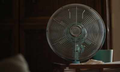 [Violeta talking on
the phone indistinct] - In the Summers
