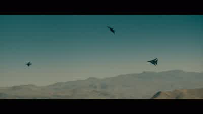 Viper: The bogey has good position right here. - Top Gun