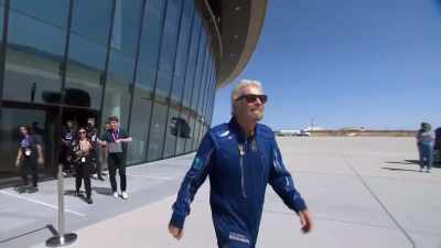 Virgins grundlægger, Richard Branson,
stiftede Virgin Galactic i 2004- - Space Titans: Musk, Bezos, Branson