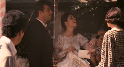 वीस किंवा तीस ग्रँड. - The Godfather
