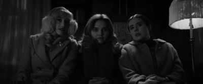 Vivien?
Yes, hello. It's Louise. - The Man in the Woods