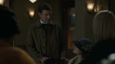- Vivienne had nothing to do - Frankie Drake Mysteries