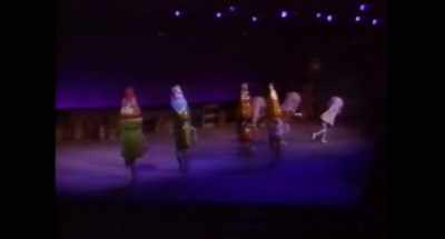 (vocalizing melodically
to cancan music) - Bathtubs Over Broadway
