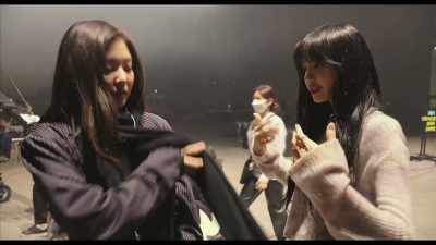 (vocalizing) - BLACKPINK: The Movie