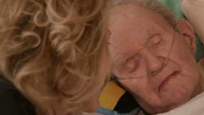 Você conseguiu um carinho
com a mamãe, - Last Flight Home