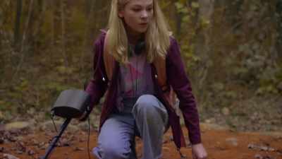 VOICE 2: That curse
destroyed Silas. - Treasure Trackers