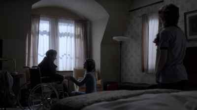 [ Voice breaking ]
MAMOCHKA. - The Americans