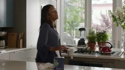 [ Voice breaking ]
Not now, Tray.
Please, not now. - The Last O.G.