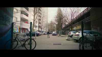 Voice message from Leonie. - Sixty Minutes