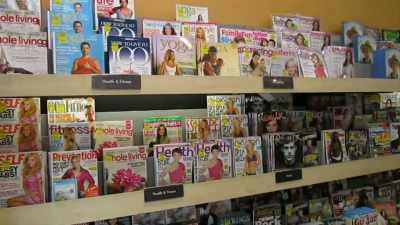 Voice-over: Reading gossip
magazines, - The Story of Film: A New Generation