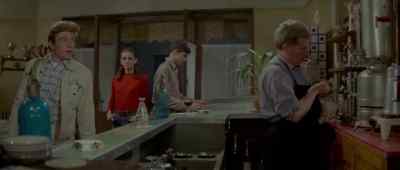 Vous avez une chambre,
monsieur? - Two for the Road