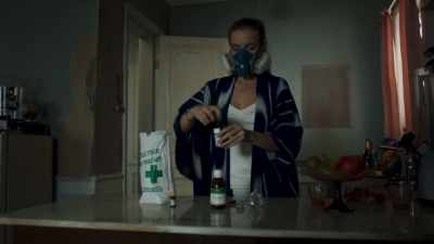 Vous, sur la terre,
vous avez des docteurs - Killing Eve