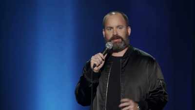 "Vreau să fumez Ťiarbăť." - Tom Segura: Disgraceful