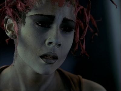 Vyna told us you're
joining the clan. - Farscape